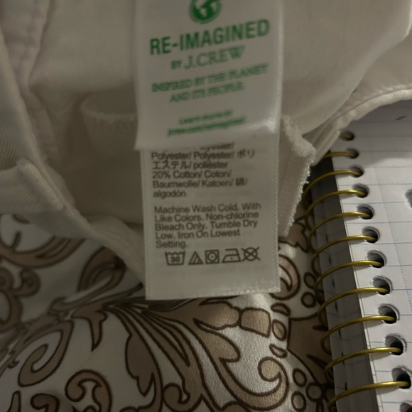 J. Crew Classic White Fabric Shorts-4 Pockets, Re-imagined brand size nice shape - Picture 4 of 4